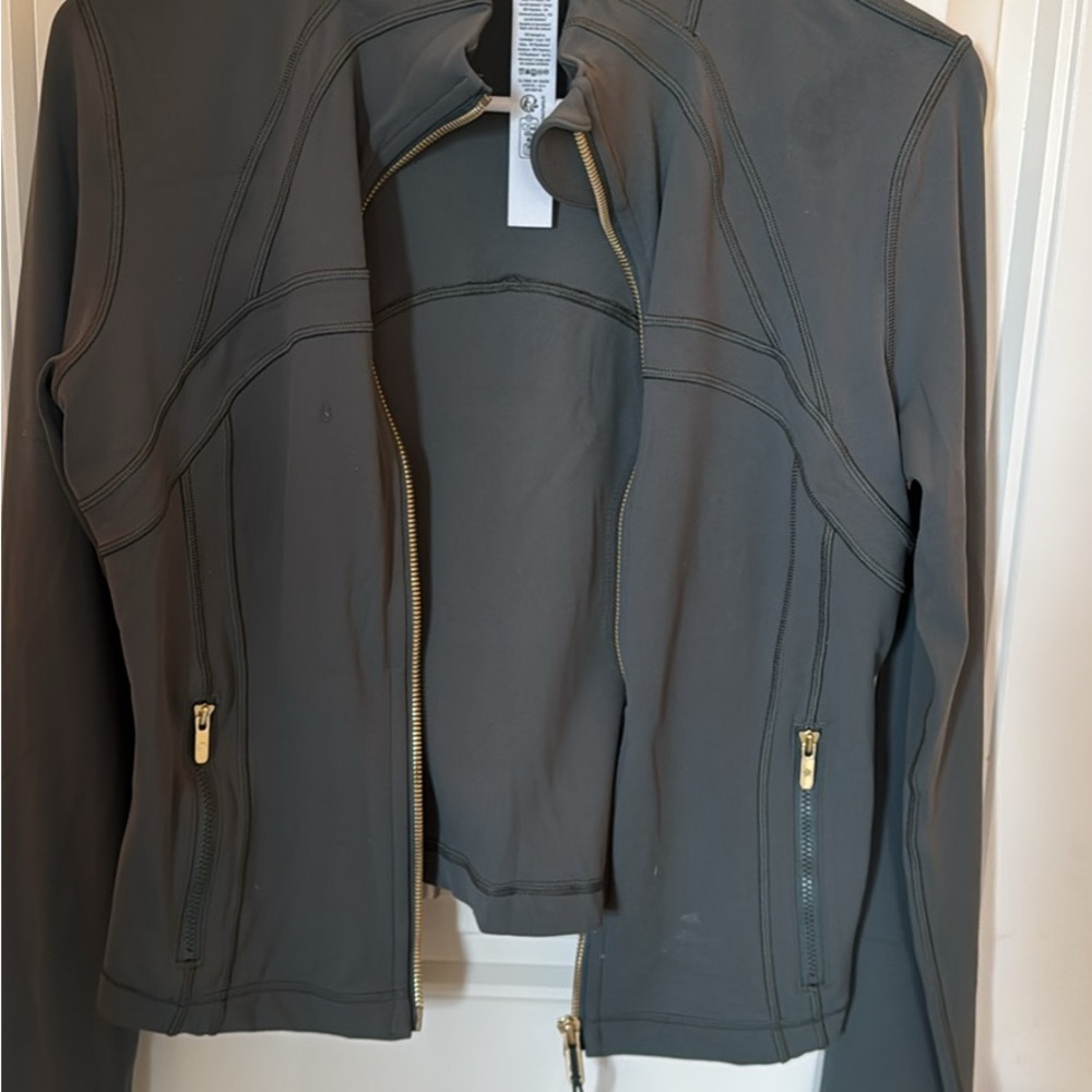 Women's Gray Jacket